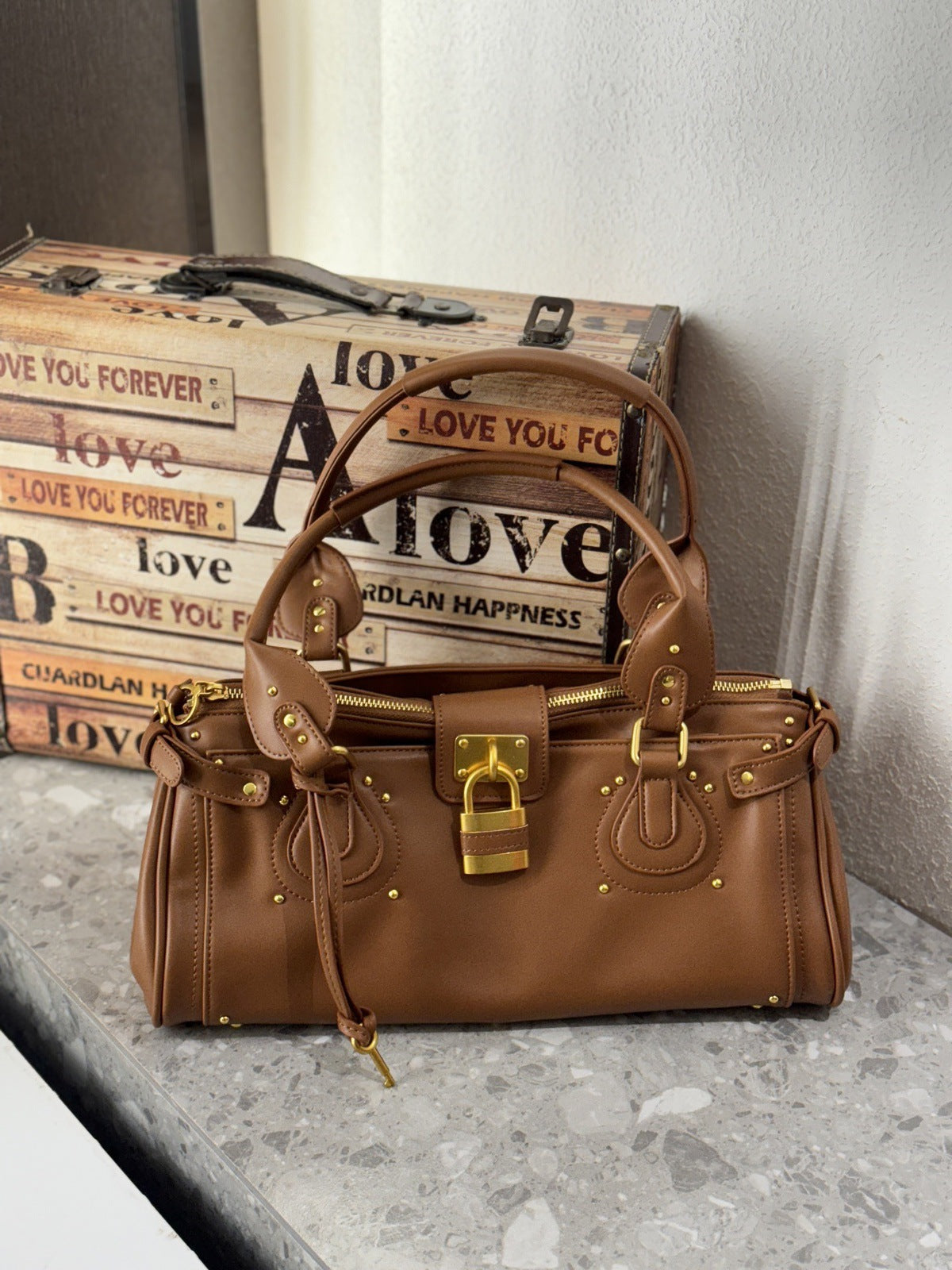 Vintage Distressed Padlock Bag Fashionable Handheld Crossbody Bag for Women