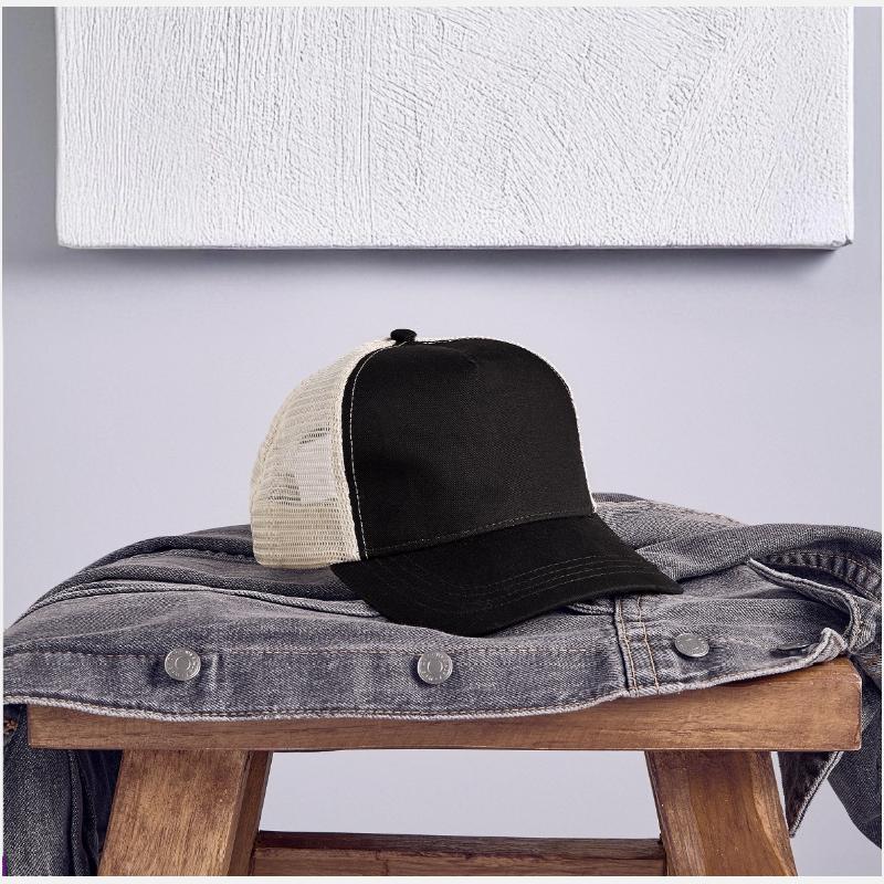 Elbows Up – Bold Red Text with Canadian Flag